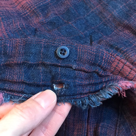 CLOTH & STONE XS Double-Knit V-Neck Plaid Top Distressed Edging Button Pocket - Picture 7 of 7